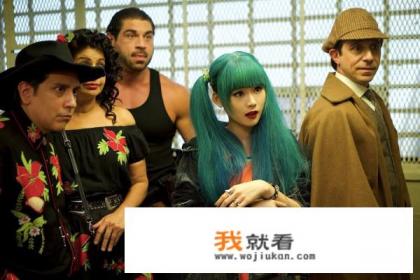《唐人街探案2》中有哪些耐人寻味的细节或者彩蛋？