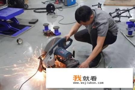 自制赛车轨道弯道怎么做？