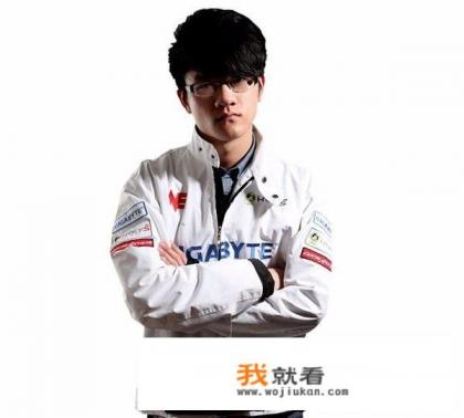 传奇类游戏主播怎么获得收入? 传奇类游戏主播怎么获得收入?