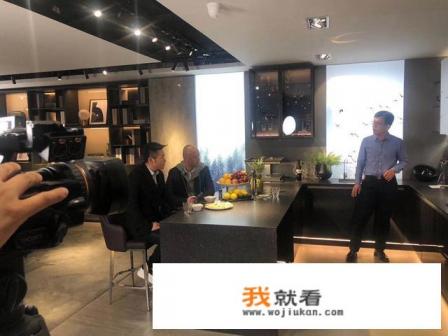直播和重播的定义? 直播和重播的定义?